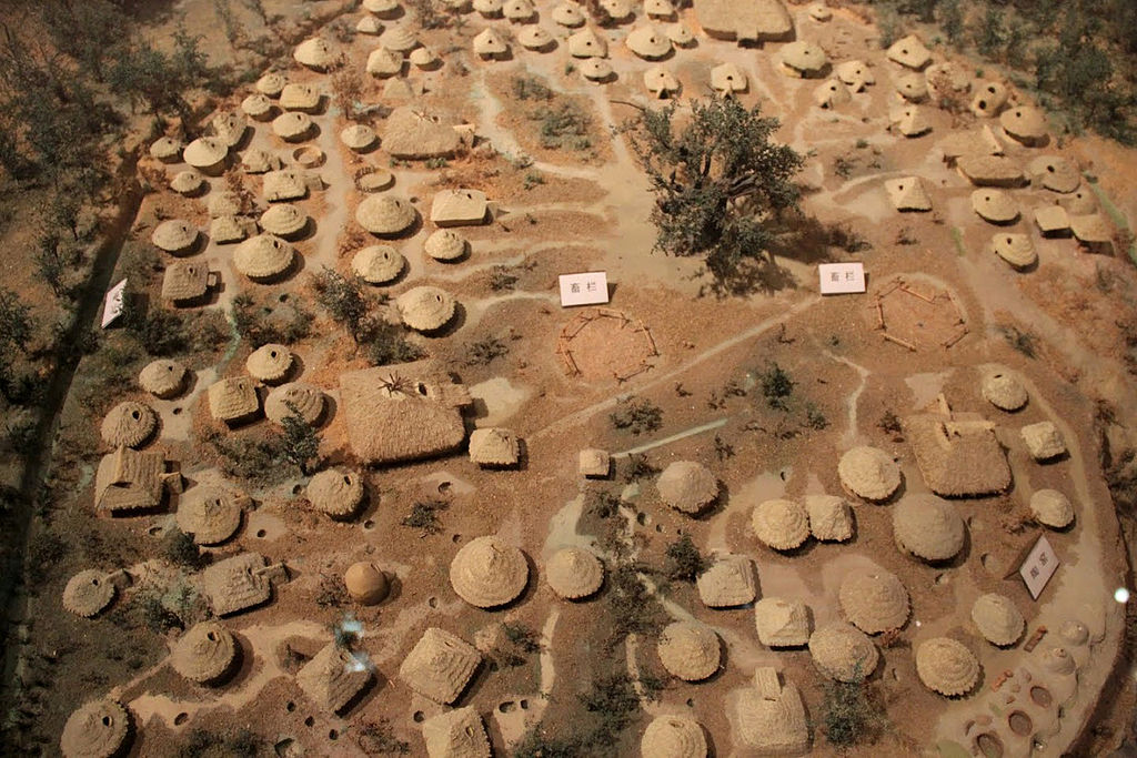 Jiangzhai settlement model, Yangshao culture, Banpo period. Lintong, Shaanxi. National Museum of China, Beijing