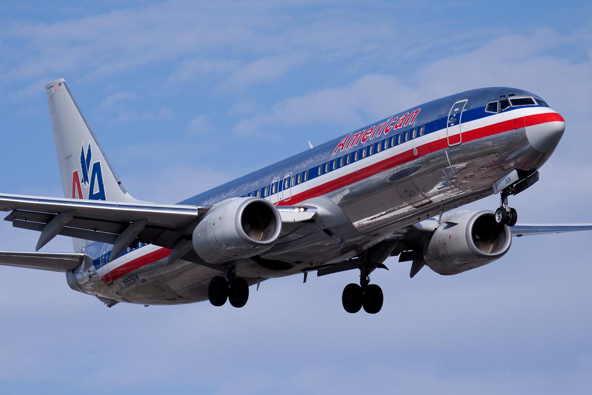 An American Airlines airplane in flight.