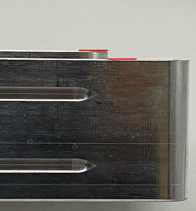 An object with two different thicknesses.