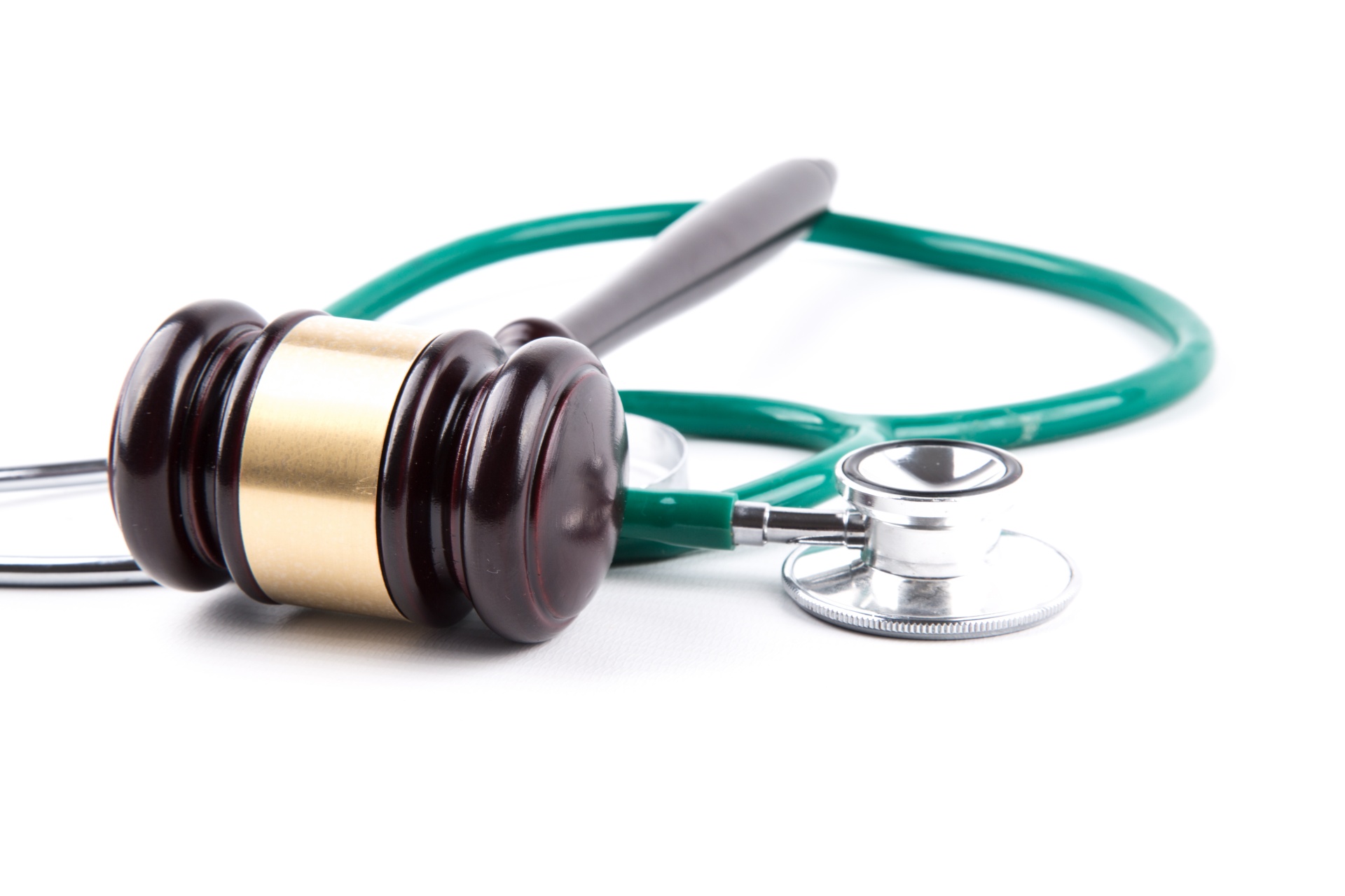 An image of a stethoscope and a gavel