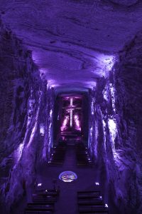 (Source: http://en.wikipedia.org/wiki/Salt_Cathedral_of_Zipaquirá).